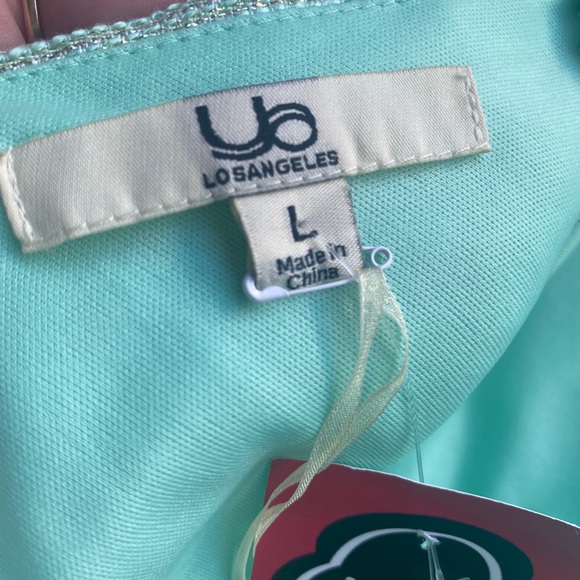 Backless Mint and Gold Dress with Pockets - Picture 5 of 6